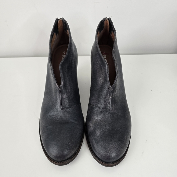 Trask Tenley Leather Wedge Ankle Bootie Gray Pewter Size 11M - Picture 2 of 11